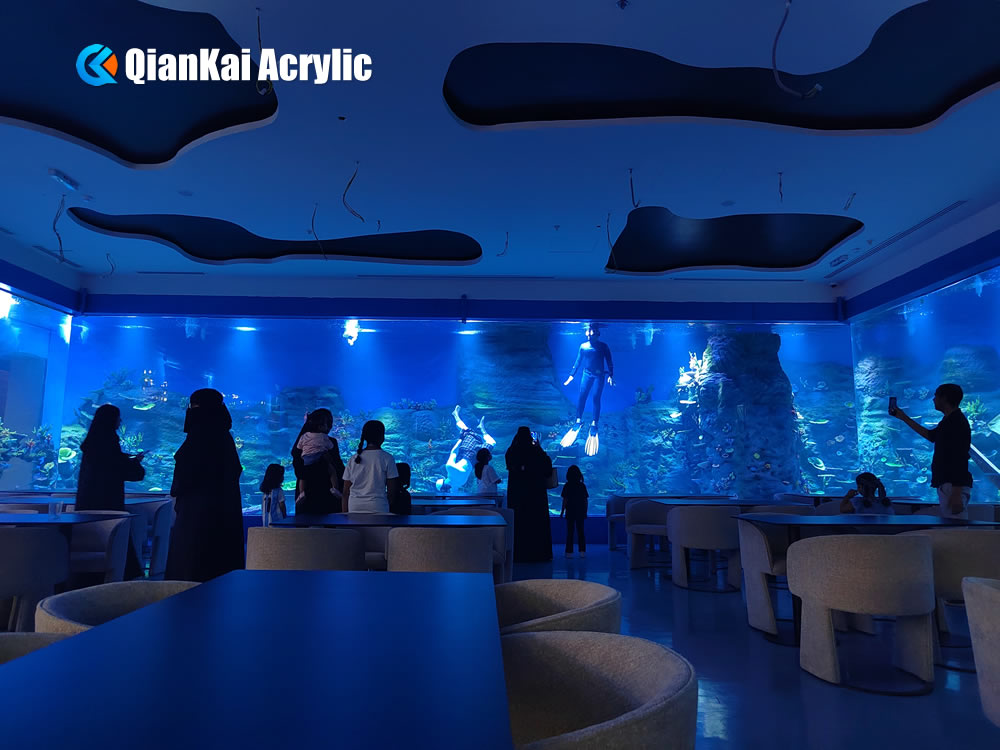 海洋主题餐厅